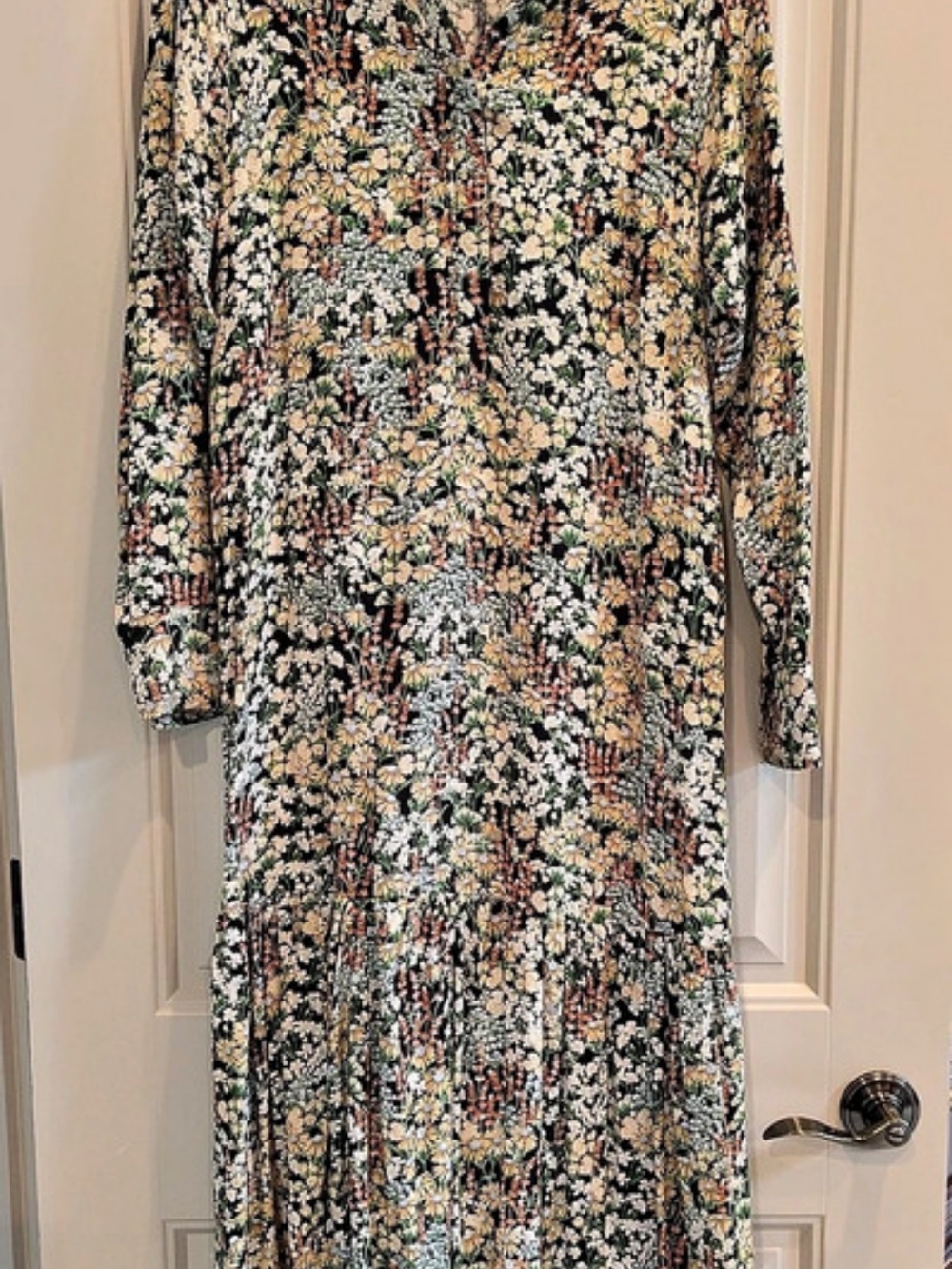 H&M Floral Maxi Dress in Black & Multicolor Size XS